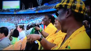 USAIN BOLT- 200 m (Sean Paul - Hold On)