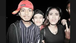 Download lagu RLWM (DEMI CINTA) mp3