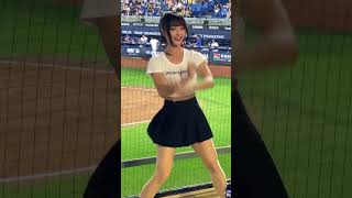 [分享] 富邦FA 卡洛琳 (好奇為何沒那麼紅?)