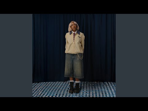 Annatoria – In The Middle ft. IMRHAN - Official Video