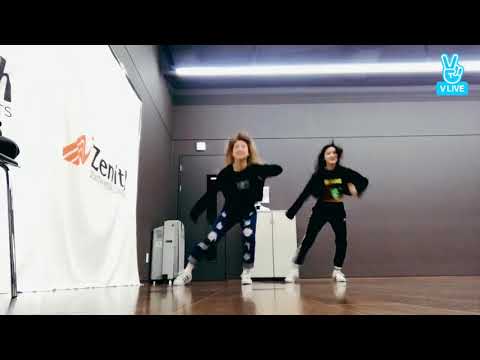 LIPBUBBLE Hanbi  and Seorin dance practice