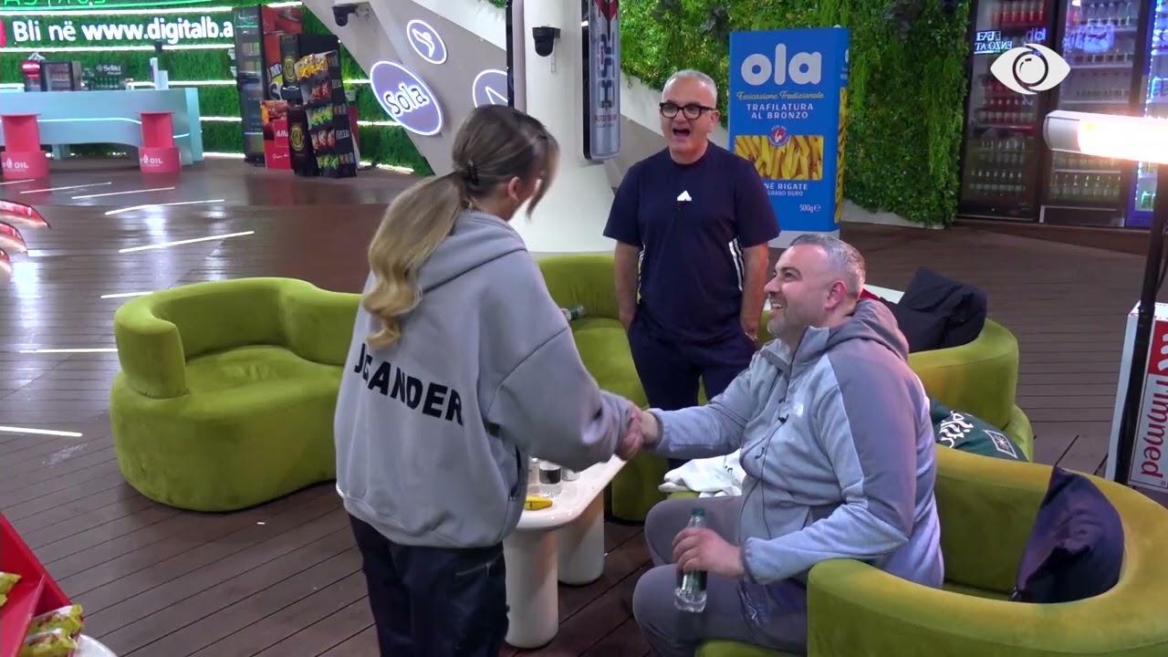 “Kur më intereson mua të afrohem edhe largohem”/ Juela-Rogertit: Ti gabove