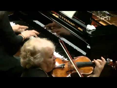 Tchaikovsky   Piano Trio, op  50   Argerich, Schwarzberg & Zhao