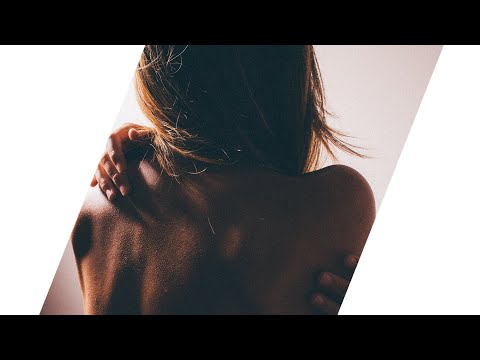 3mon & AHM3D - Fingertips (Ft. Lyssa) (Lyrics)