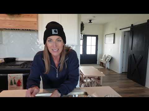 Caramel Peanut Clusters