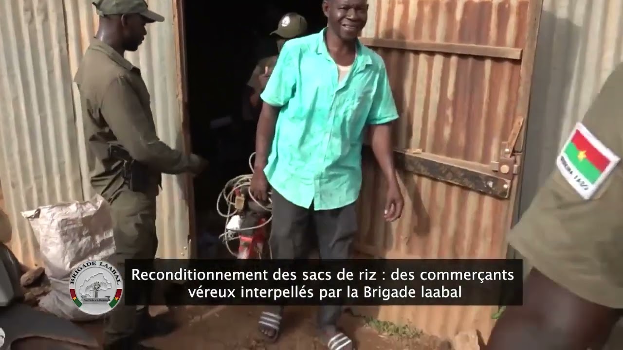 Reconditionnement frauduleux de sacs de riz : la Brigade Laabal interpelle des commerçants véreux