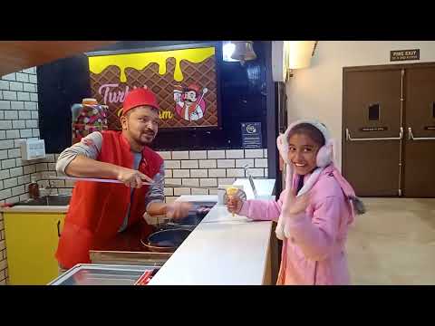 Turkish ice cream🍦 🥰🧿#mall of Dehradun#yammy & 😋tasty 👌👌👌👌#with lots of masti🥰❤💃💃🍦🍦#ice cream lover#