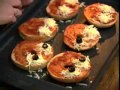 Pbs Kids Sprout Diner Elmo S Funny Faced Pizza Pies