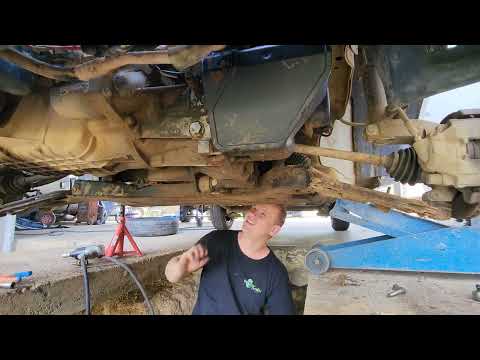 Agora foi a vez de mexer na direção hidráulica do Fiesta de leilão