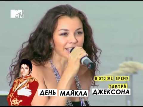 Игра Слов - На банане [MTV Beach Party'10].mp4