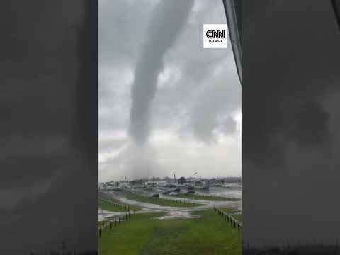 Tornado raro faz condado em Nova York declarar estado de emergência | CNN Brasil