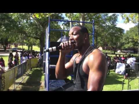 RAY LAVENDER @DAREALRAYL HEADLINE 2012 BET COLLEGE TOUR -PRAIRIE VIEW A&M UNIVERSITY