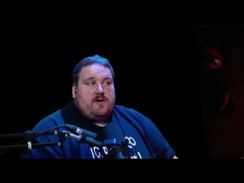 Drachenlord möchte headbangen am Pariser Turm