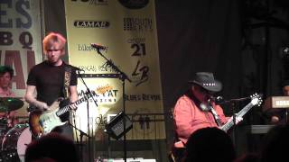 Kenny Wayne Shepherd and Bryan Lee - How Many More Years (Crescent City Blues &amp; BBQ Fest 2011)