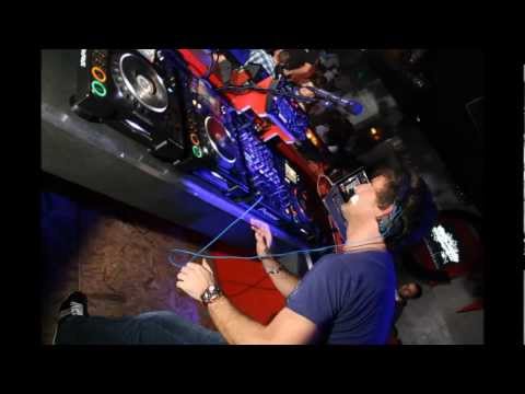 VOUS ETES DES SURVIVANTS" samedi 21 dec discotheque LA CARAPATE