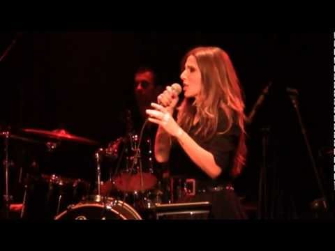 Evridiki - Giorgos Theofanous - Ime anthropos ki ego Live @ Stavros tou Notou