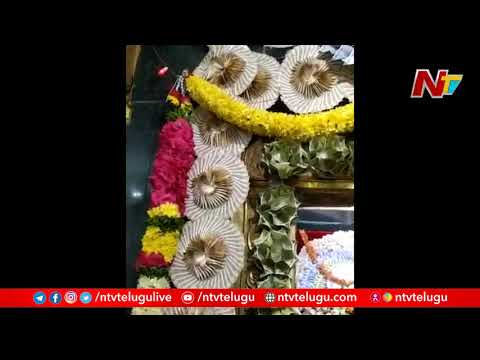 1-Cr Currency Note Flowers Offered To Goddess On #Dussehra In Vasavi Kanyaka Parameswari Temple |Ntv