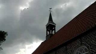 preview picture of video 'Wybelsum Ostfriesland: Van Wou kerkklok Hervormde kerk'