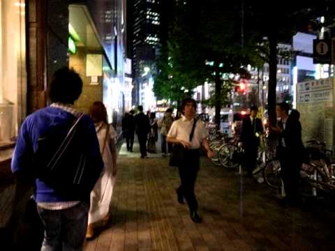 Sidewalk Stroll in Shinjuku - (110927-1926)