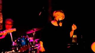 Mavis Staples "Creep Along Moses"