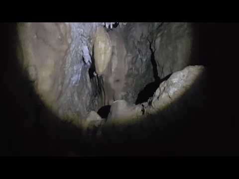 Pestera Polovraci- canale și cai secrete.