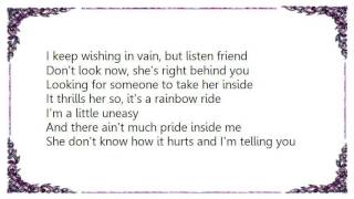 Gordon Lightfoot - She's Not the Same Lyrics