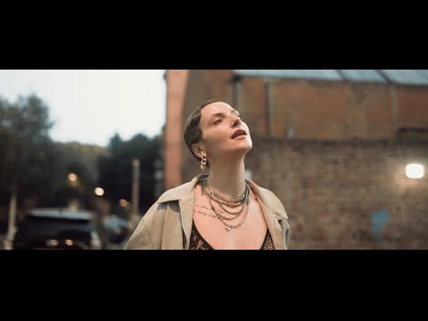 Nobody Is Alive - Elena Erin