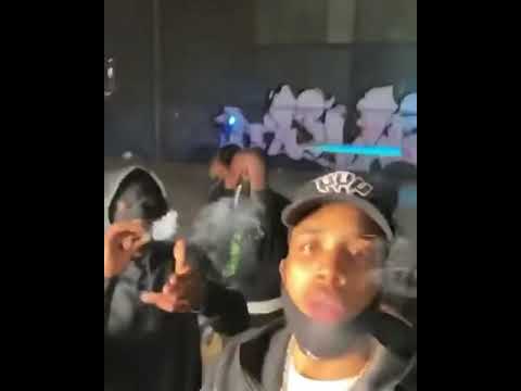 M Dargg - Flexing Bussdown diamond Cartier