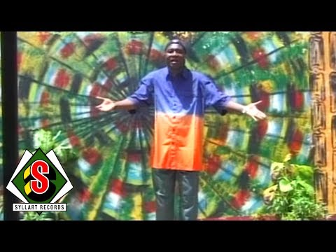 Les Leaders de Guinée - Tolonke (feat. Sékouba Bambino) [Clip officiel]