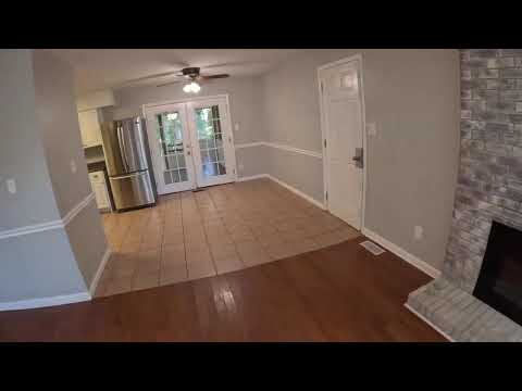 3 bd 1.5 ba Ranch with a garage and screen in deck property video