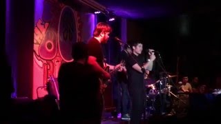 Underneath The Waves - Hale - Live @ 70&#39;s Bistro