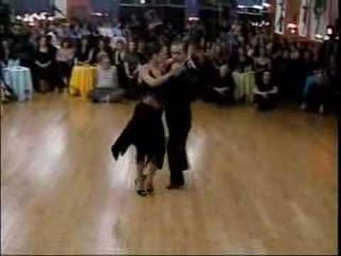  Luna Palacios  and  Oliver Kolker  are  dancing  to  the  tango  "  Quejas de Bandoneon  "