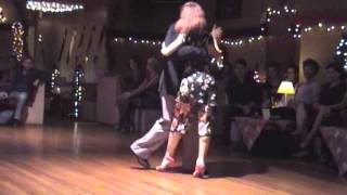 CLAUDIA JAKOBSEN & JORGE FATAUROS (2) "Una Lagrimita" H. Varela