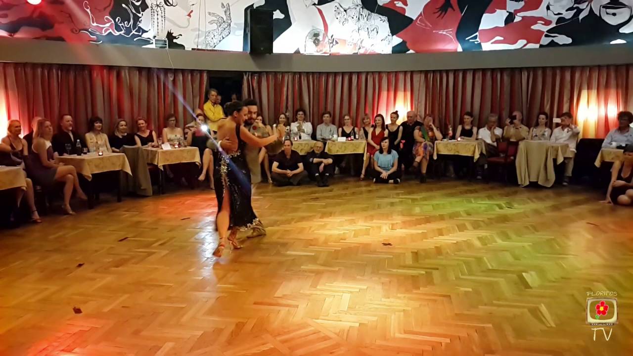 Virginia Pandolfi, Jonatan Aguero - Ricardo Malerba - Orlando Medina - Mariana 3/5