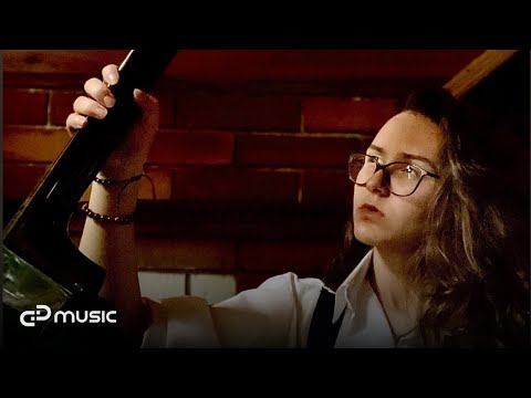 Klea Chutra - Për Ty Shqipëri (Unplugged Version)