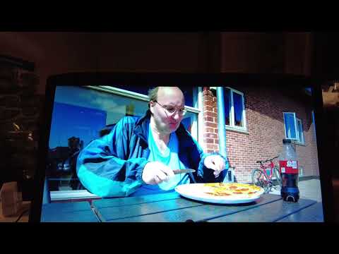 MongoTV_8796 - Del 3 - PRØVER 20 GAMLE JAKKER SENT TIRSDAG AFTEN