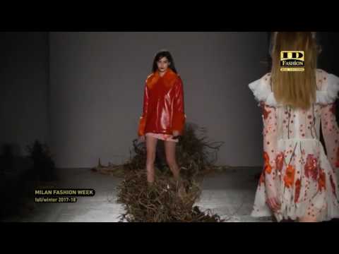 Au Jour Le Jour   FW 17 18   Milan Fashion Week