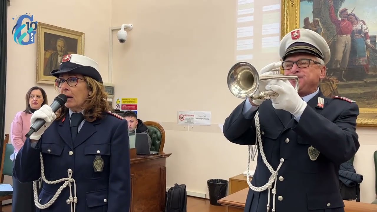 Con i lazzi di messer Lurinetto e l’Inno nazionale suonato dal vivo dalla Municipale, Grosseto celebra la Festa della Toscana