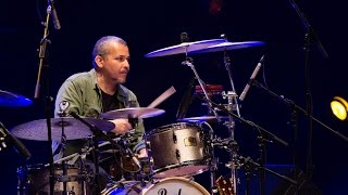 Cássio Cunha and Pearl drums (phones recommended)