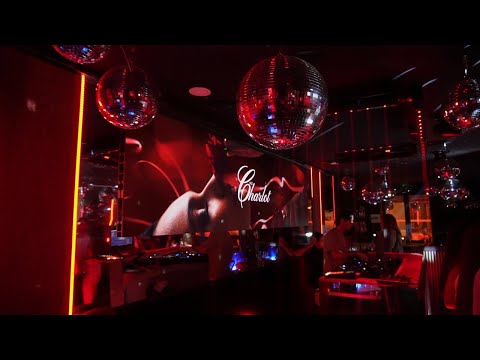 Phocea Media X Chez Charlot - Écrans intérieurs