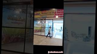 งานประตูบานใหญ่เลื่อนรางบนพร้อมช่องแสง