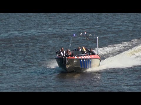P1, Brandweer Grou [BRV 02-6314] naar schip/watersp. in problemen Paviljoen de Leyen Rottevalle