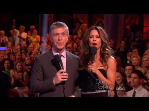 Chelsie Hightower & Mark Ballas - ATT Spotlight Performance