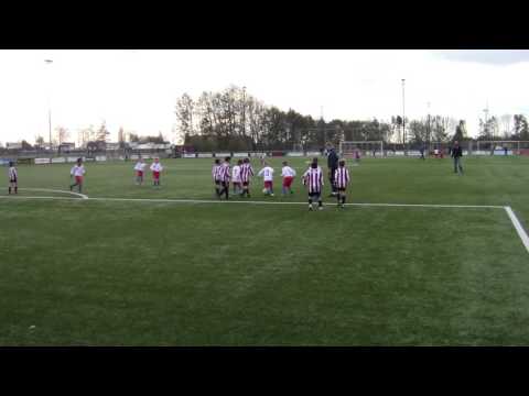 00153 Alphense Boys F11 - Thuis