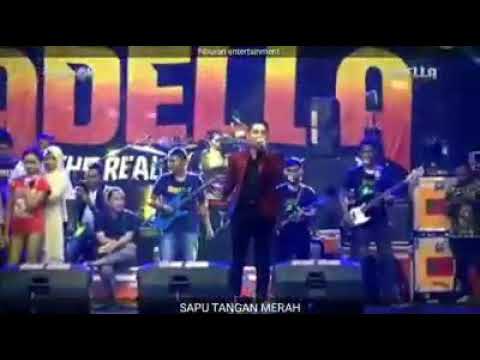 IRWAN DA SAPU TANGAN MERAH ADELLA