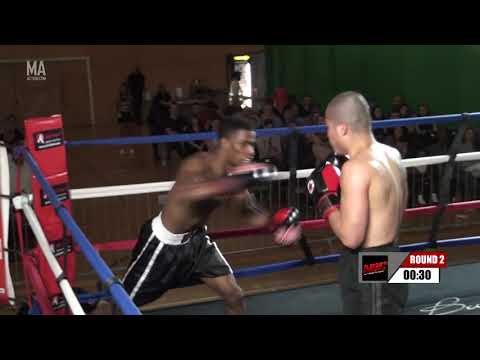 NGC5  April 2019 - Tyrelle Howell vs Enzo Menafra