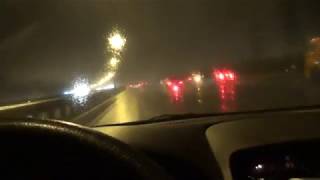 Обороты двигателя автомобиля на золотой середине.