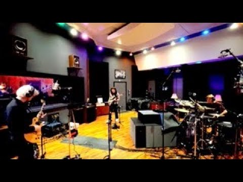 No Signal 'Jane' - In the Studio
