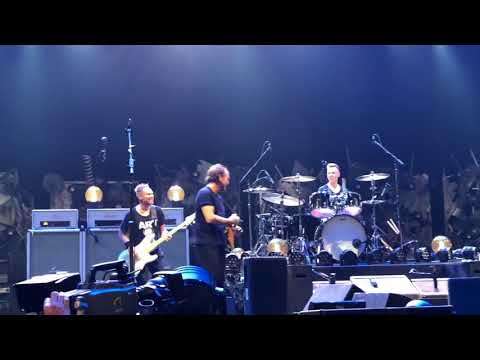 Pearl Jam - Yellow Ledbetter - Live Barcelona, ES @ Palau Sant Jordi 10.7.18 SBD