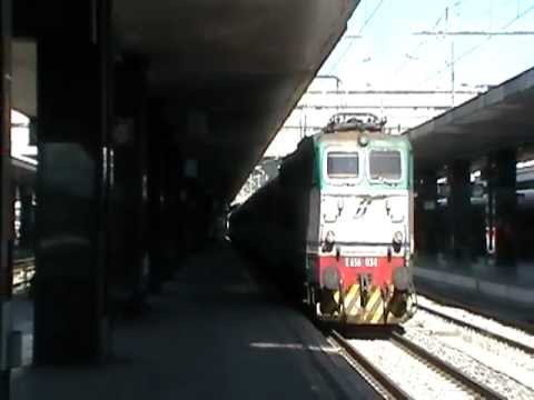 E656.034 in partenza con l' IC 501 "Carducci" Sestri Levante - Napoli Centrale